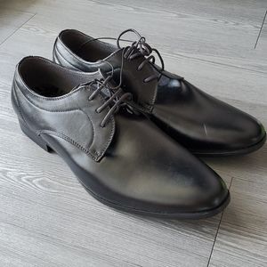 Perry Ellis black dress shoes
